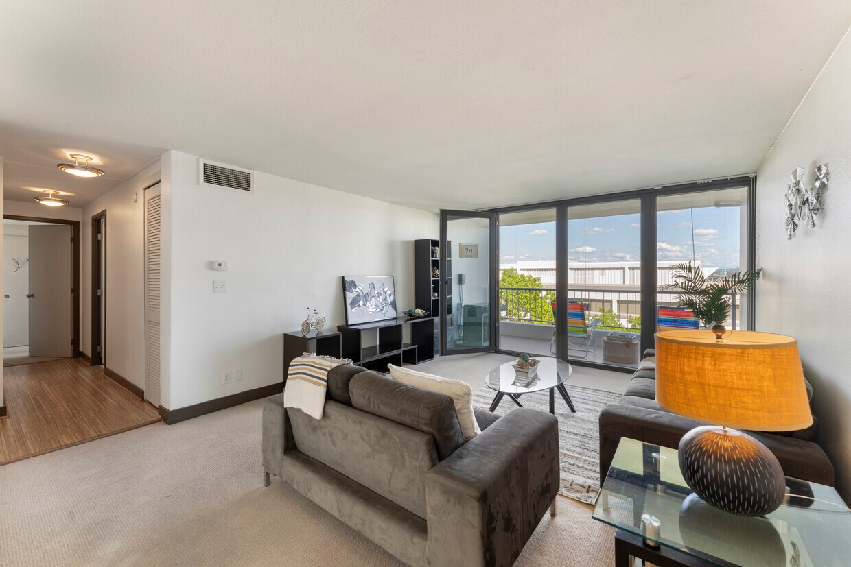 111 SW Harrison St Unit 7H, Portland, OR 97201 Condo for Rent in