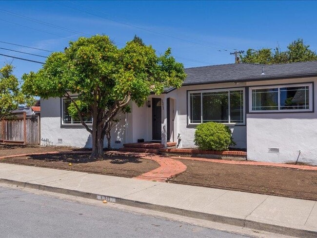 Foto del edificio - 1311 Woodland Ave