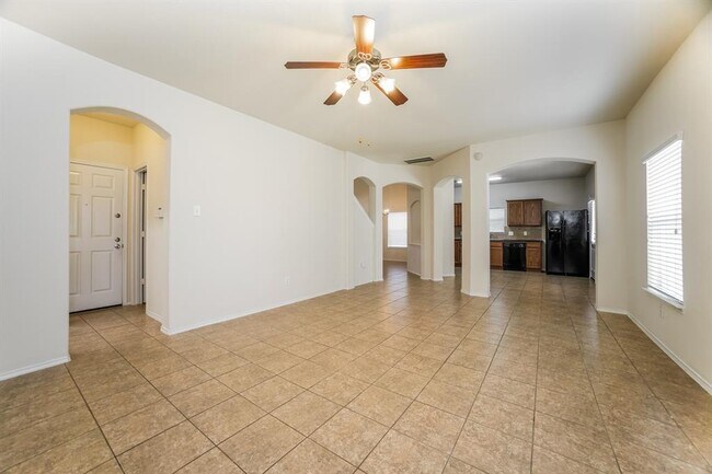 Building Photo - 21314 Mission Falls Dr
