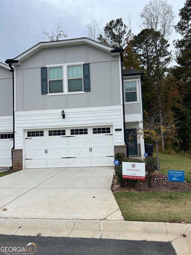 Foto del edificio - 5301 Glade Park Dr