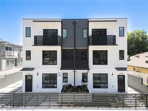 Building Photo - 6700 Kester Ave
