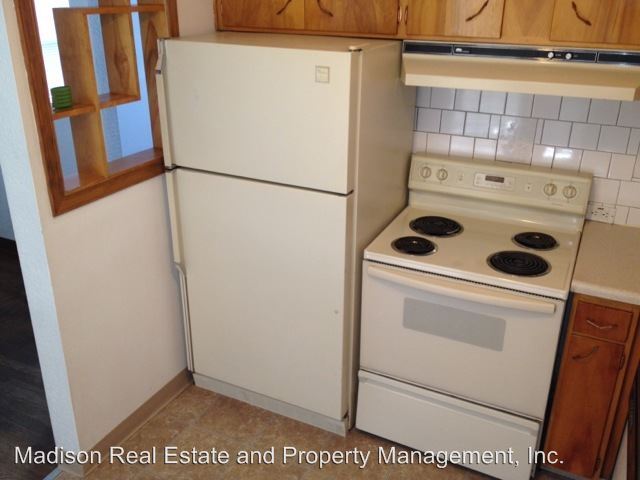 Building Photo - 3 br, 1 bath House - 4904 N. Elgin St.