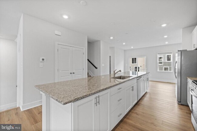 Foto del edificio - 23635 Goodwill Wy