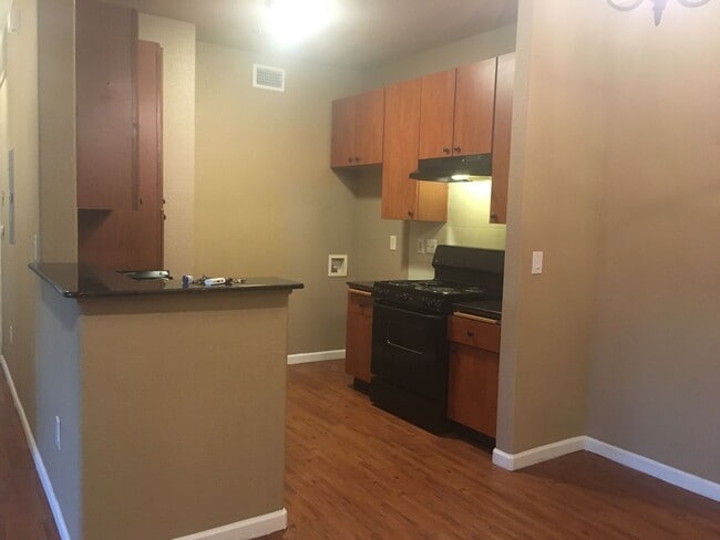 Building Photo - 2 Bedroom, 2 Bath Unit in the Bridgefield Condominiums Community, in Antelope.