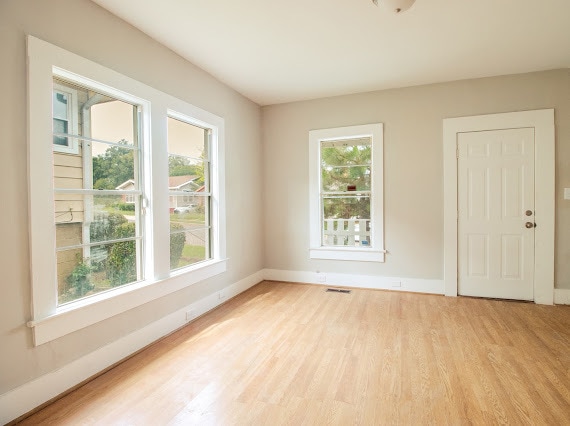 Foto del edificio - 1711 Center Way S