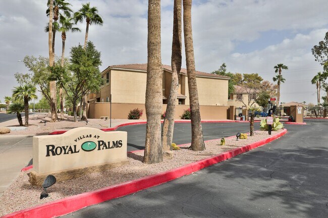 Foto del edificio - Stylish Mesa Condo with Modern Comforts & Prime Location