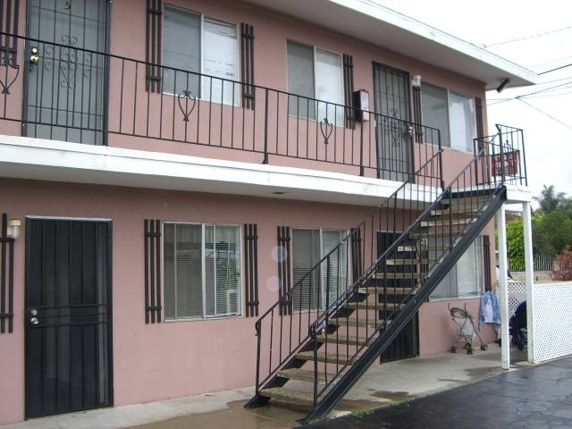 Building Photo - Casablanca Apartments