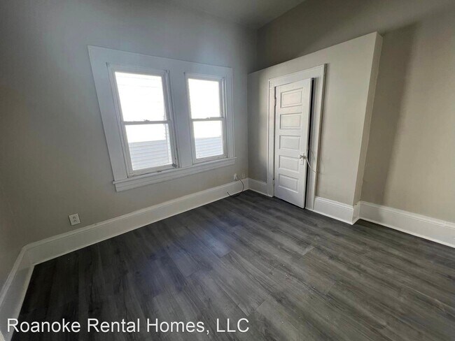 Foto del edificio - 3 br, 1 bath House - 1131 13th St