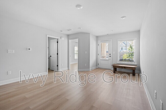 Foto del edificio - 2538 Lydia Ave