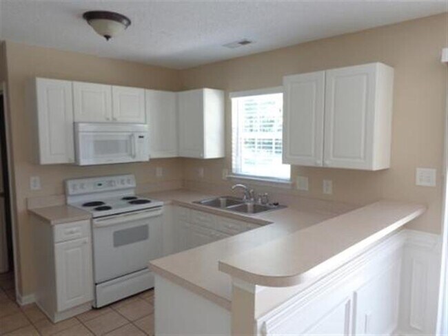 Building Photo - MONROE HOMES FOR RENT