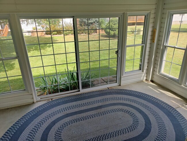 sunroom - 7335 Collister Rd
