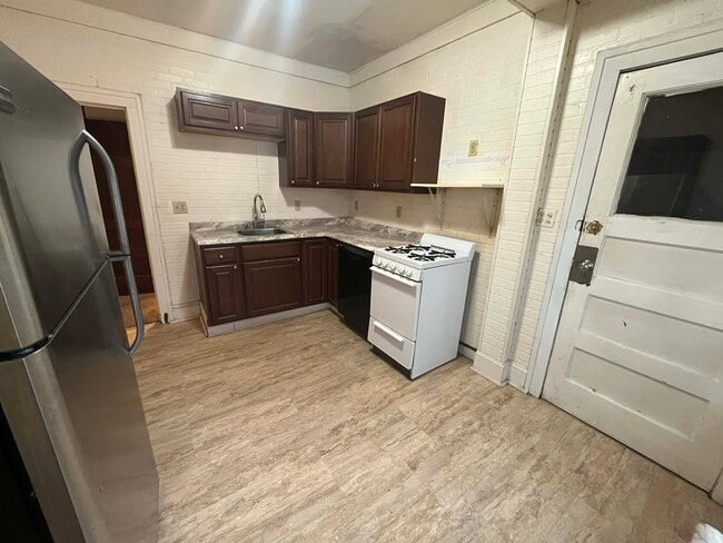 Foto del edificio - 2025 W 4th St