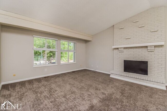 Building Photo - 3625 Trailspur Pl