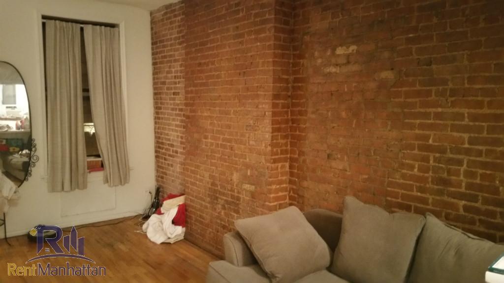 Primary Photo - 329 E 92nd St