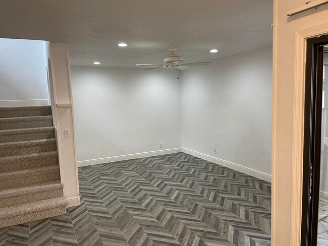 Foto del edificio - 113 Sherwood Cir