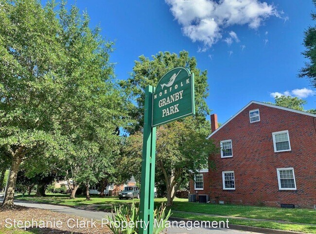 Building Photo - 3 br, 2 bath House - 218 Glen Echo Drive