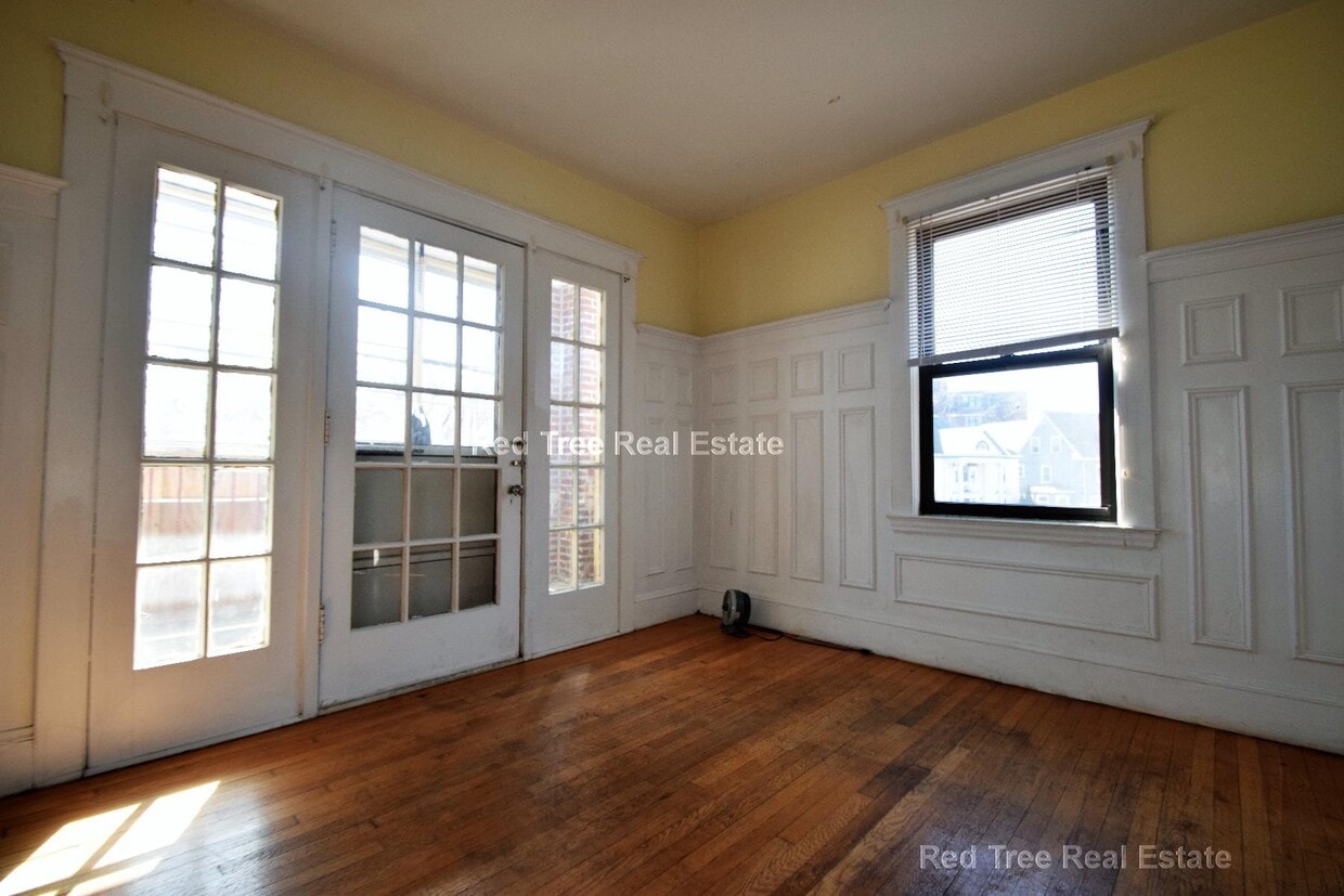 Primary Photo - 225 Chestnut Hill Ave