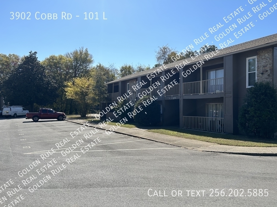 Foto principal - 3902 Cobb Rd SW