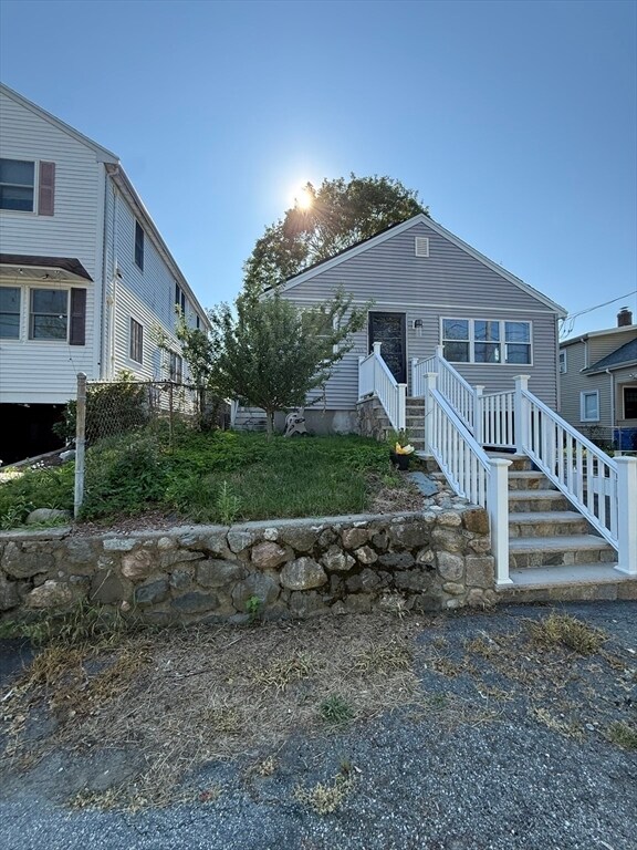 Foto principal - 128 Seminole Ave