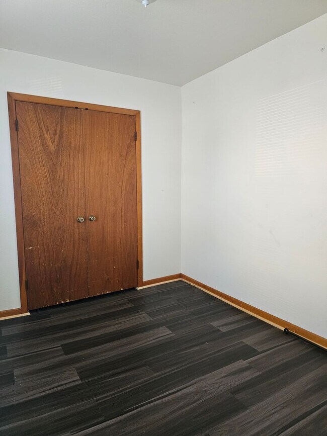 Foto del edificio - E. Court Street Duplex
