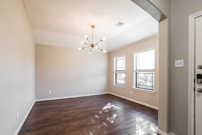 Foto del edificio - 19207 Silver Dapple