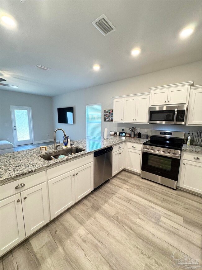 Building Photo - 6053 Brylex Ln