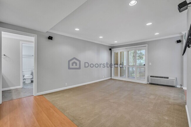 Building Photo - 175 Sierra Dr