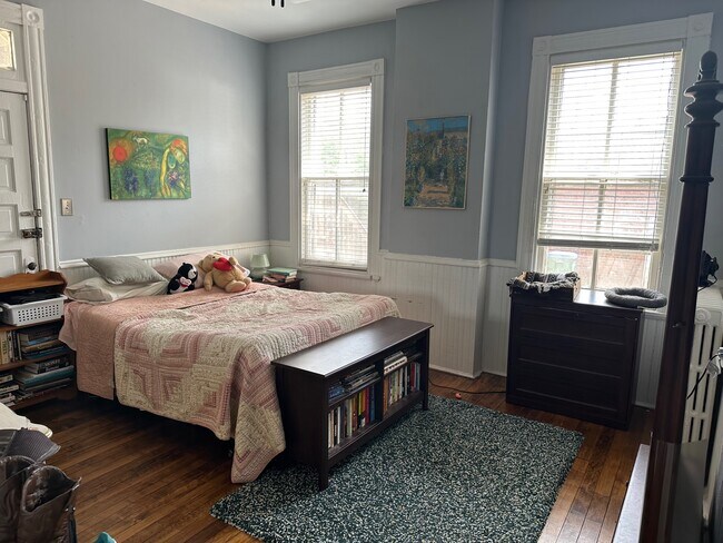 Photo - 207 N Stafford Ave Townhome