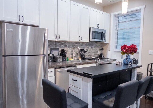 Foto del edificio - 245 W 113th St