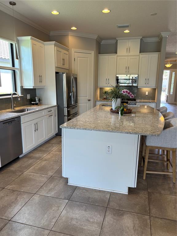 Building Photo - 10111 Craftsman Park Way