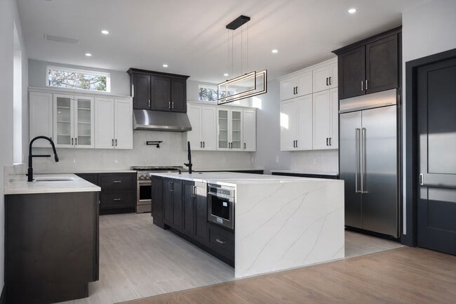 Foto del edificio - 2613 Beacon Hill Rd