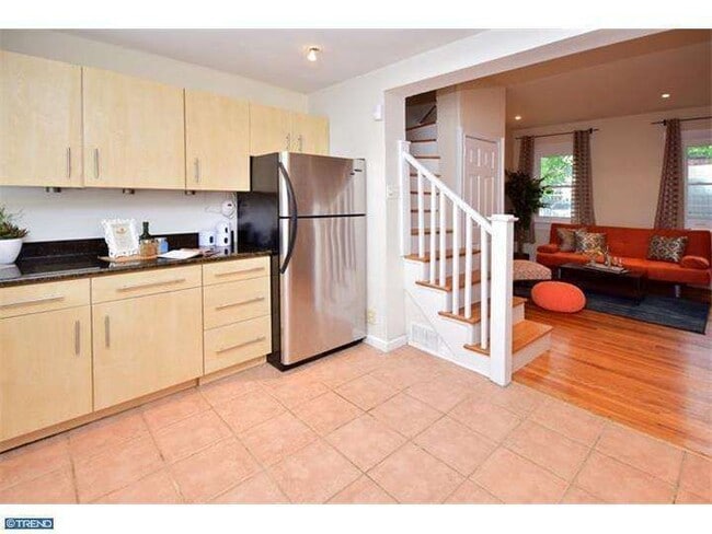 Foto del edificio - 1634 Waverly St