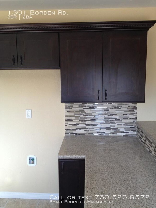 Building Photo - 3 bedroom in Escondido CA 92026