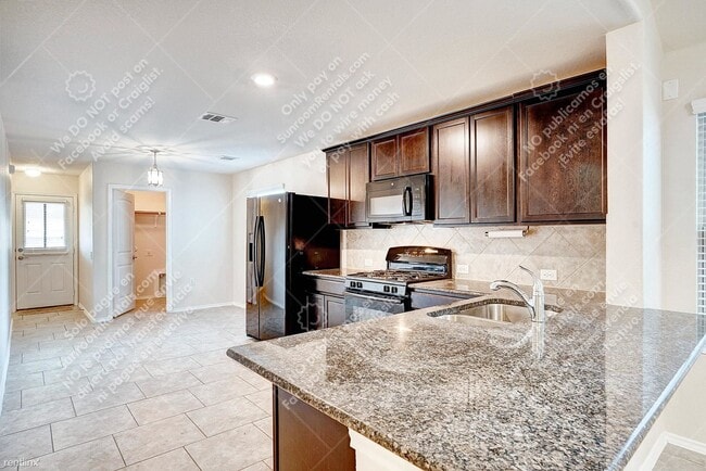 Building Photo - 3 br, 2 bath House - 3621 Alpine Autumn Dr