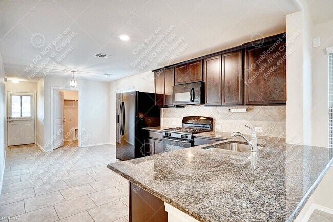Foto del edificio - 3 br, 2 bath House - 3621 Alpine Autumn Dr