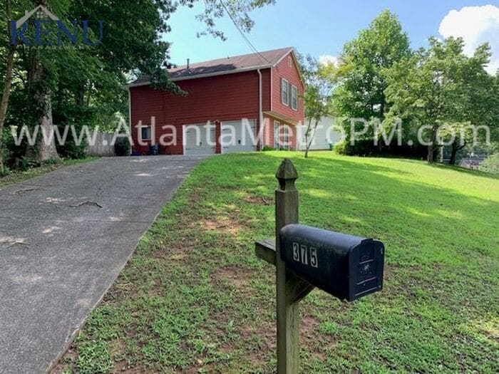 Now Available 3 bedroom 2 baths! House Rental in Tucker, GA