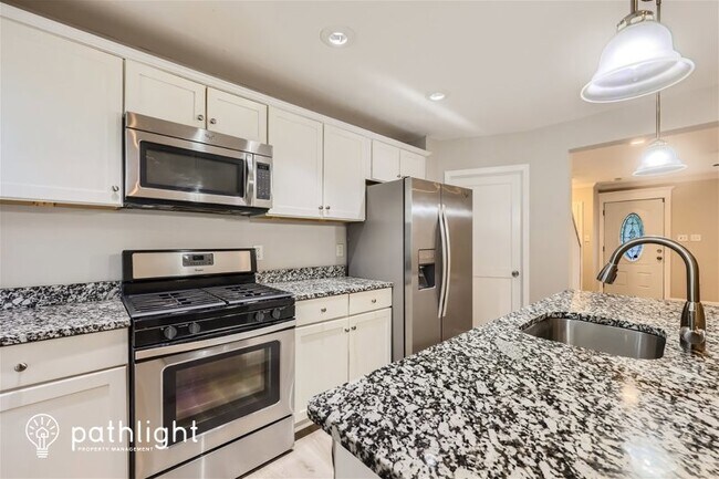 Foto del edificio - 8516 Willow Oak Rd