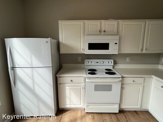 Foto del edificio - 3 br, 2.5 bath House - 5324 Glen Canyon Rd.