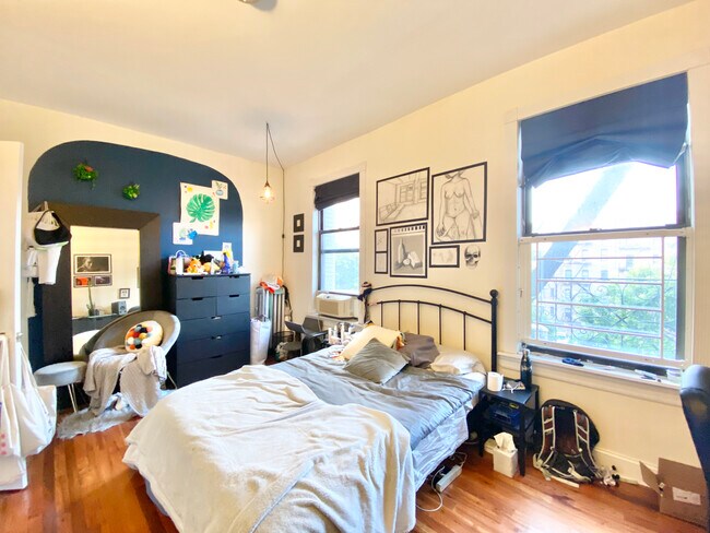 Building Photo - 452 W 149th St