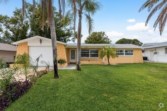 Building Photo - 3511 Calera Dr