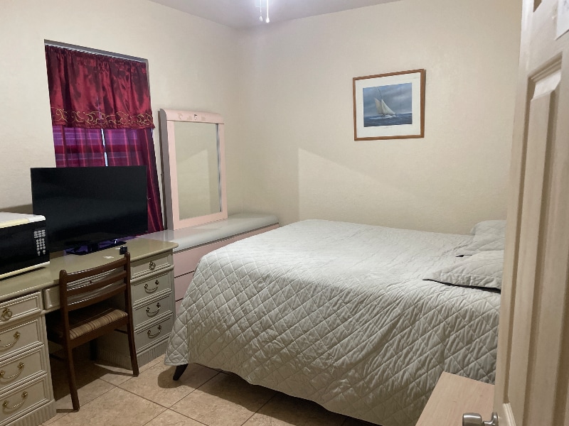 Foto principal - 2461-2448 48th Ave NE