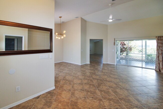 Foto del edificio - Gulf View Estate Annual Home for Rent