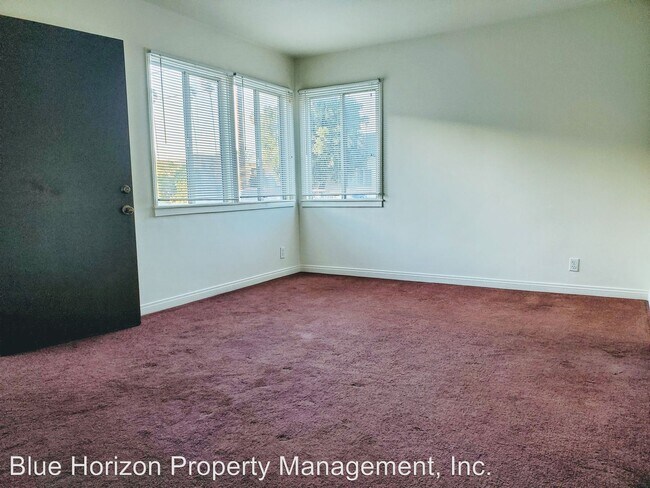 Building Photo - 2 br, 1 bath House - 120 E. R Street