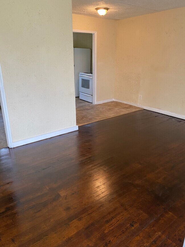 Foto del edificio - 19th Street SW Duplex