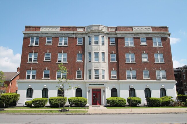 Foto del edificio - Delaware / West Ferry Apartments