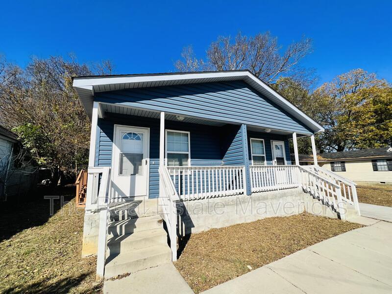 Photo - 309 North Holly Street