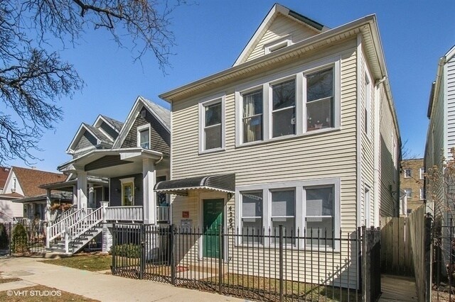 Primary Photo - 4205 N Bernard St