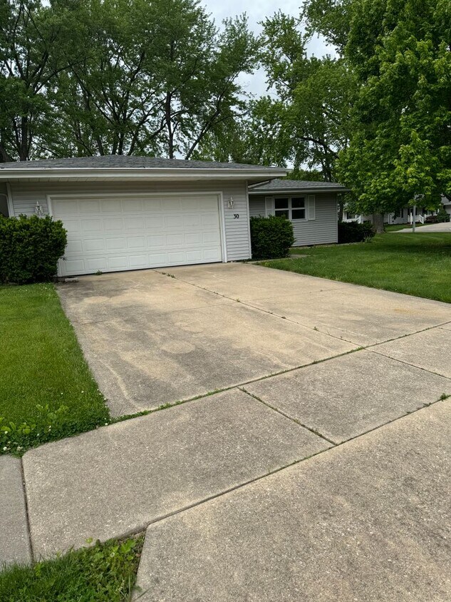 Foto principal - Close to Springfields Lake. Near lake Shor...