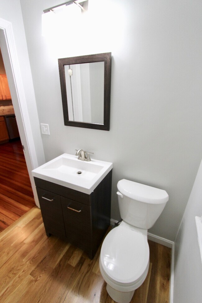 Foto del edificio - 137 Pleasant St