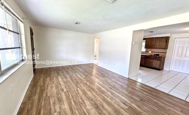 Foto del edificio - 3600 Berkshire St